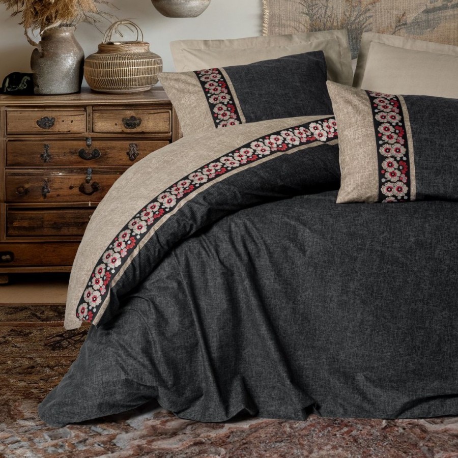 Lenjerie cu broderie florală – Folk Art-colectia DeLuxe-cutie eleganta cadou
