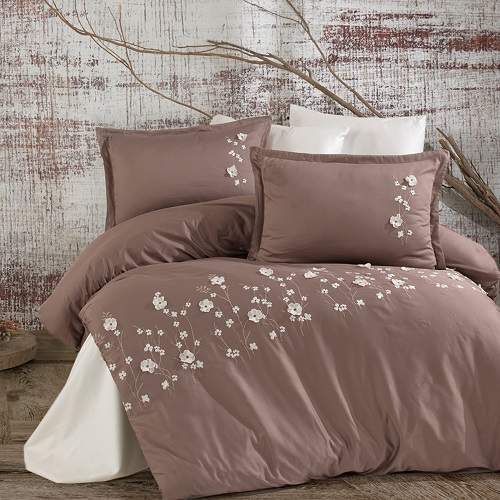 LENJERIE DE PAT SATIN BRODAT 6 PIESE (FIORE V2)cutie cadou