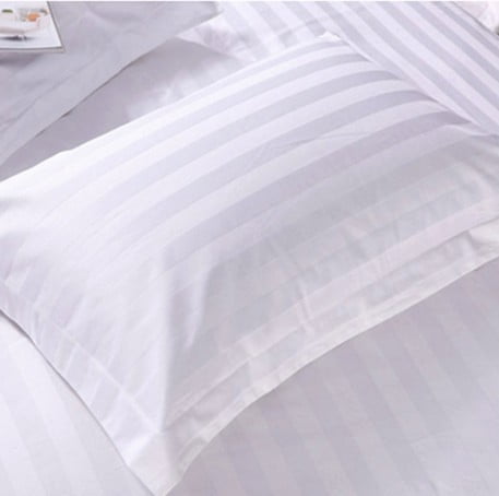 Set 2 fete de perna damasc  bumbac 100 % dunga 3cm-50×70 cm